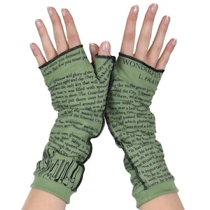 The Wonderful Wizard of Oz Writing Gloves - Fingerless Gloves, L. Frank Baum, Arm Warmers, Back to School, Writer Gift, Booklover Gift