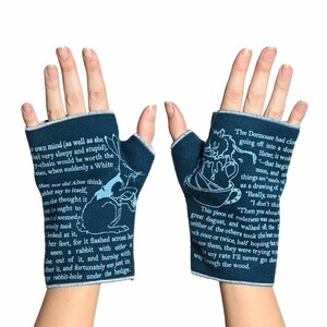 Alice in Wonderland Fingerless Italian Wool Gloves - Lewis Carroll, Blue Gloves, Reader and Writer Gift, Soft Medium-weight Fabric, Cashmere