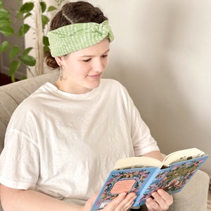 Anne of Green Gables Headband - L.M. Montgomery, Cozy Cotton Headband, Bookish Twistknot Headband, Reader Gift, Teacher Gift, Booklover Gift