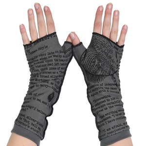 Sherlock Holmes Writing Gloves SECOND EDITION Fingerless Gloves, Arm Warmers, Sir Arthur Conan Doyle, Booklover Gift image 4