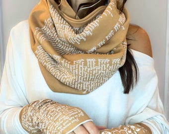 Lady of Shalott Book Scarf - Literary Infinity Scarf, Teacher Gift