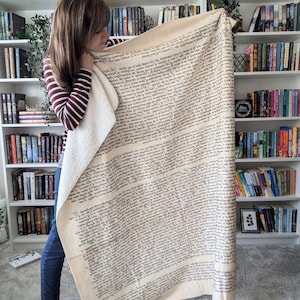 Manta polar con forma de libro con la carta del señor Darcy: manta de Jane Austen, manta literaria, manta romántica, regalo para lectores, escritores y profesores, Orgullo y prejuicio