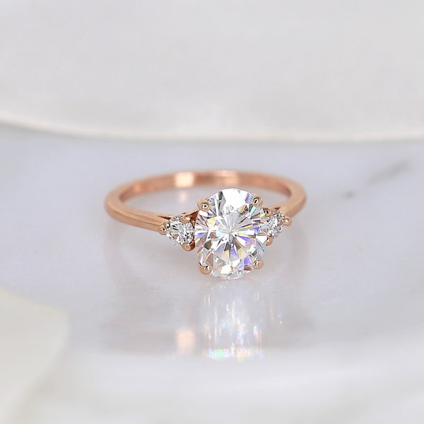 2ct Gloria 9x7mm 14kt Moissanite Diamond Oval Engagement Ring,Minimalist Three Stone Ring,Dainty Oval Ring,Anniversary Gift,Moissanite Ring