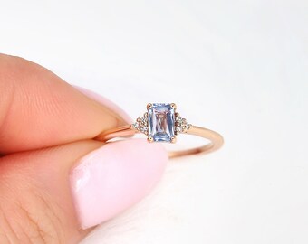 0.64ct Ready to Ship Jada 14kt Rose Gold Cornflower Blue Sapphire Diamond Dainty Cluster Ring,Emerald Unique Ring,Multi Stone,Gift For Her