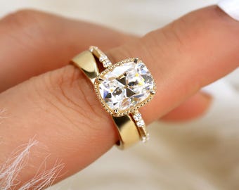 Conjunto de noivado com Laverna 3ct 10 x 8 mm e Cerys 14kt Antique Cushion Cut Moissanite
