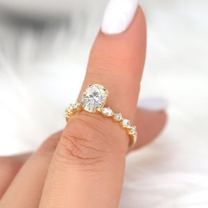 1.50ct Petite Coraline 8x6mm 14kt Moissanite Diamond Art Deco Cluster Oval Ring,Oval Solitaire Accent Ring,Unique Oval Engagement Ring