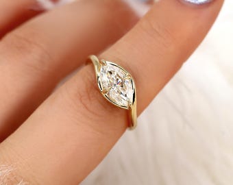 1.50ct Scullie 14kt Diamond East West Marquise Solitaire Ring,Marquise Cut Ring,Marquise Engagement Ring,Unique Diamond Ring,Sideways Set