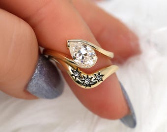 1.50ct Padme 9x6mm & Ursa 14kt Moissanite Tilted Pear Solitaire Bridal Set,Pear Wedding Ring Set,Pear Engagement Ring Set,Celestial Ring