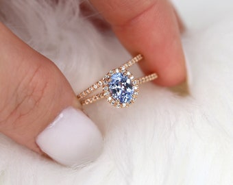 1.07ct Ready to Ship Rebecca 14kt Rose Gold Cornflower Sapphire Diamonds Oval Halo Bridal Set,Dainty Oval Sapphire Ring,Anniversary Gift