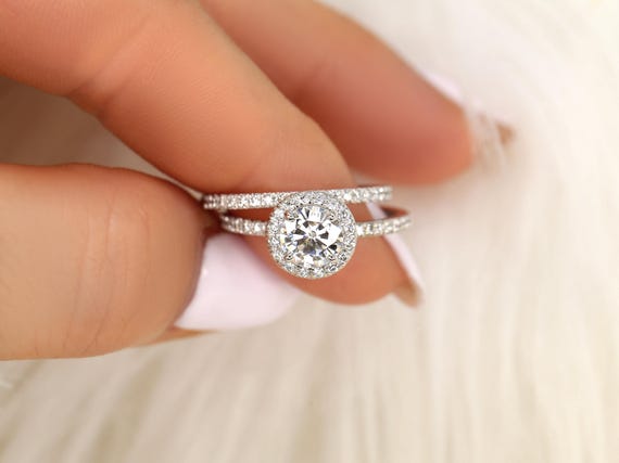1ct Callie 6.5mm 14kt Moissanite Diamonds Round Halo Bridal Set,Halo Wedding Ring,Round Halo Engagement Ring Set,Anniversary Ring Set