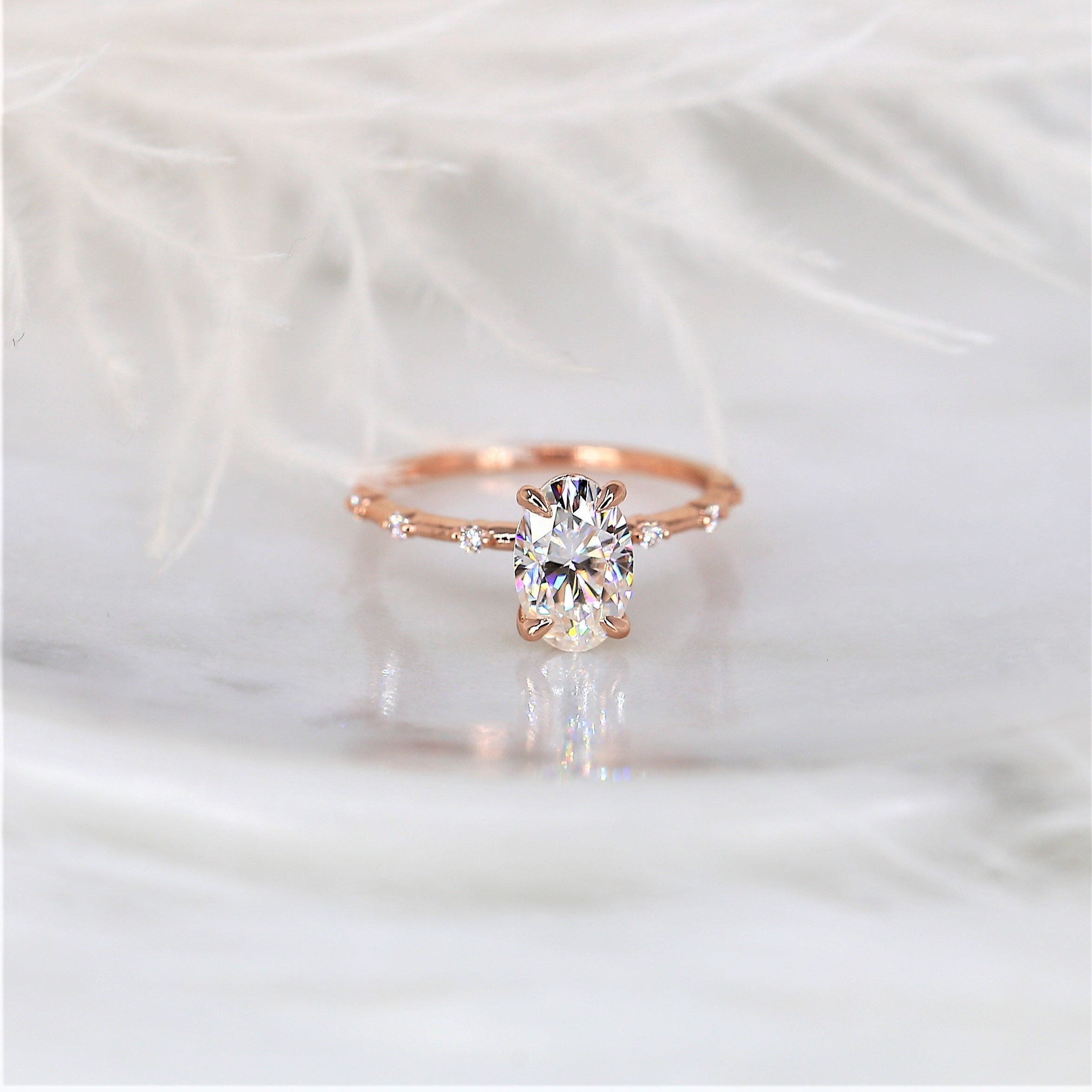 9x6 oval moissanite discount