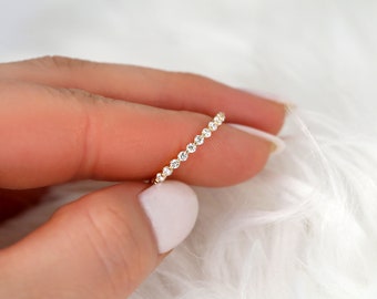 Petite Naomi 14kt Diamond HALFWAY Eternity Ring,Single Prong Minimalist Ring,Anniversary Gift,Push Present,Gift For Her,Diamond Ring,Me ring