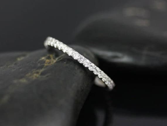 Ready to Ship Mohma 14kt White Gold Scalloped Diamonds FULL Eternity Ring