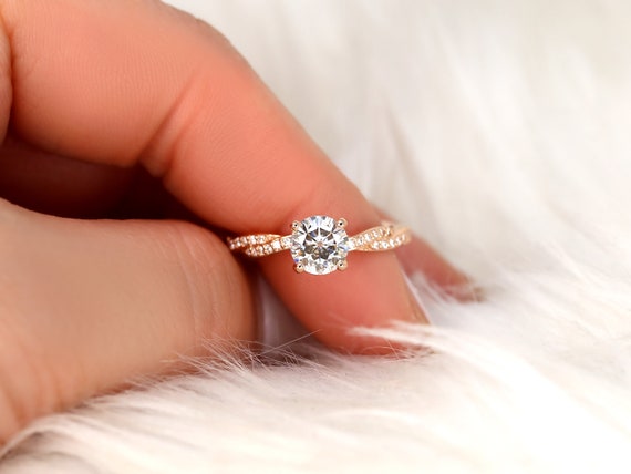 1ct Twyla 6.5mm 14kt Gold Moissanite Diamond Crossover Round Cut Ring,Unique Engagement Ring,Anniversary Gift,Round Cut Wedding Ring