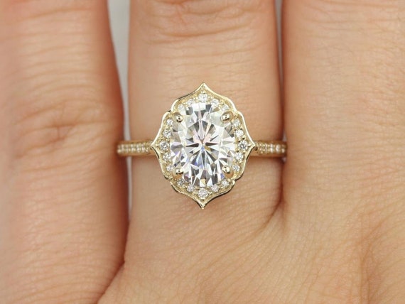 2ct Myra 9x7mm 14kt Moissanite Diamond WITHOUT Milgrain Oval Halo Ring,Art Deco Wedding Ring,Unique Halo Ring,Oval Engagement Ring