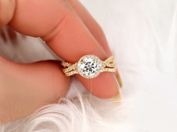 1.25ct Gabi 7mm 14kt Gold Moissanite Diamond Crossover Halo Bridal Set,Round Halo Wedding Ring Set,Overlapping Twist Ring,Unique Ring