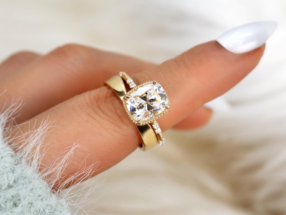 3ct Laverna 10x8mm & Cerys 14kt Antique Cushion Cut Moissanite Bridal Set