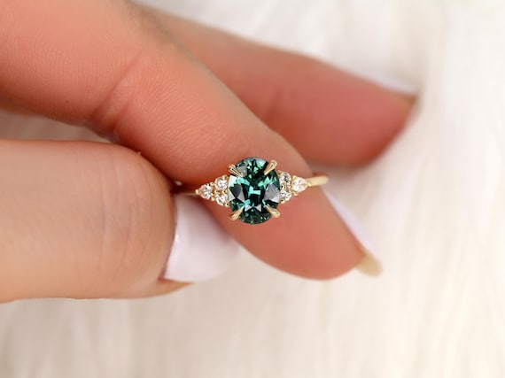 2.14ct Cinderella 14kt Gold Peacock Teal Sapphire Diamond Oval Cluster Ring,Sapphire Engagement Ring,Anniversary Ring,Unique Sapphire Ring