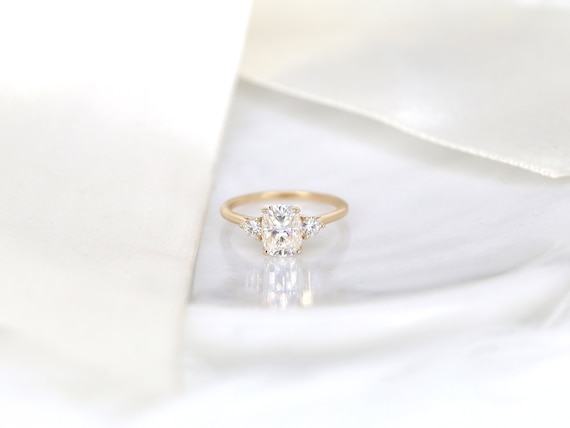 1.50ct Gladys 8x6mm 14kt Gold Moissanite Diamond Minimalist Cushion 3 Stone Ring,Dainty Cushion Engagement Ring,Unique Wedding Ring