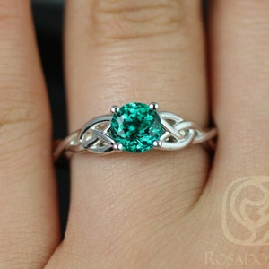 Cassidy 6mm 14kt Solid White Gold Green Emerald Celtic Love Knot Irish Triquetra Round Engagement Ring