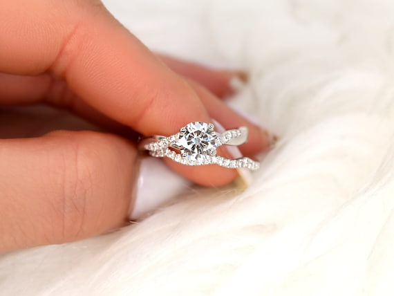 1.25ct Tyra 7mm 14kt Gold Moissanite Diamond Entwined Round Solitaire Bridal Set,Engagement Ring Set,Unique Wedding Ring,Anniversary Ring