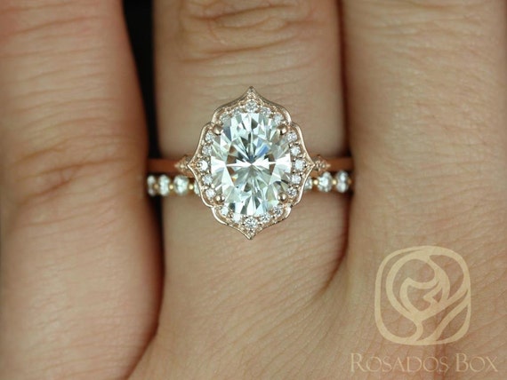 2ct Mae 9x7mm & Petite Naomi 14kt Moissanite Diamond Unique Oval Halo Bridal Set,Oval Halo Ring,Halo Engagement Ring Set,Anniversary Ring