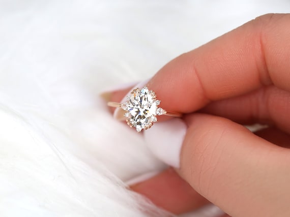 2.50ct Elsa 10x7mm 14kt Gold Forever One Moissanite Diamonds Dainty Cluster Engagement Ring,Oval Three Stone Ring,Unique Art Deco Ring