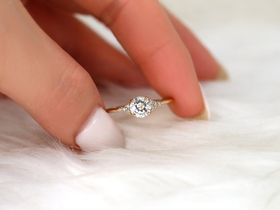 0.75ct Malia 6mm 14kt Moissanite Diamond Art Deco Round Cluster Ring,Anniversary Ring,Round Cut Ring,Round Engagement Ring,Wedding Ring