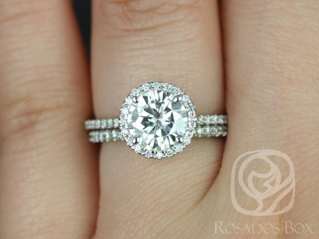 1.50 Ct MOISSANITE FOREVER CLASSIC ROUND WITH CERTIFICATE CHARLES & COLVARD 1.50 Ct MOISSANITE FOREVER CLASSIC ROUND WITH CERTIFICATE CHARLES & COLVARD