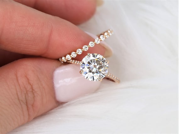2.70ct Eloise 9mm & Petite Naomi 14kt Gold Moissanite Diamond Cathedral Round Solitaire Accent Bridal Set,Round Engagement Ring,Minimalist