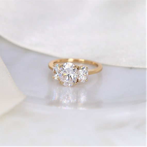 2cts Odessa 9x7mm 14kt Gold Moissanite Dainty 3 Stone Oval Engagement Ring,Minimalist Three Stone Oval Ring,Anniversary Gift