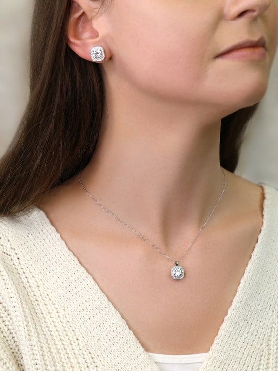 2ct Ready to Ship Rheine 14kt White Gold Moissanite Diamonds Cushion Halo Necklace,Art Deco Necklace,Anniversary Gift,Birthday Gift