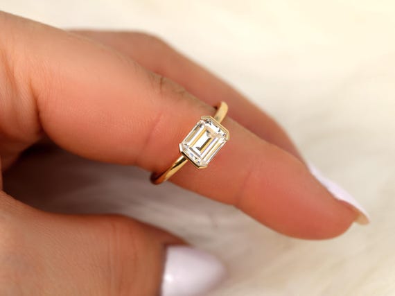1.75ct Aeryn 8x6mm 14kt Moissanite Emerald Cut East West Solitaire Ring,Unique Emerald Cut Ring,Emerald Engagement Ring,Sideway Set Ring
