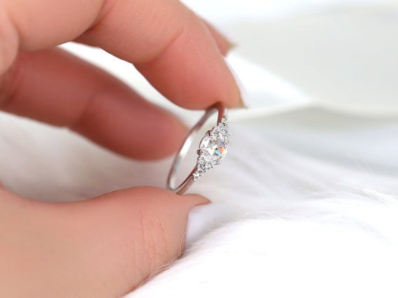 Malia 5mm 14kt White Gold Rose Cut Moissanite Diamonds Dainty Art Deco 3 Stone Ring,Round Cluster Ring,Unique Ring,Anniversary Gift