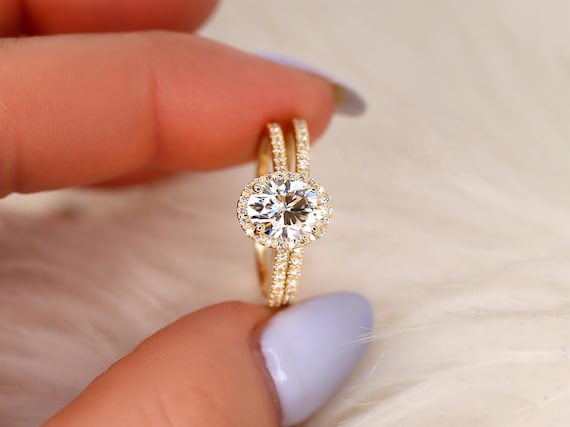 1.50ct Rebecca 8x6mm 14kt Moissanite Diamond Oval Halo Bridal Set,Oval Halo Engagement Ring Set,Oval Wedding Ring Set,Oval Halo Ring Set