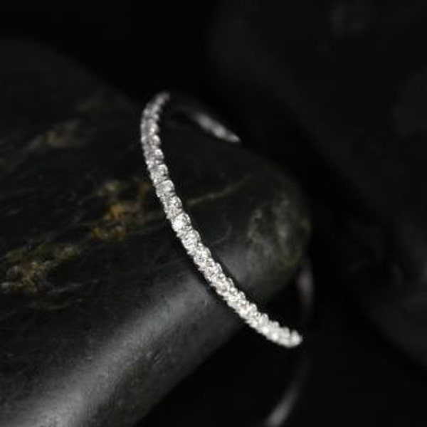 14kt matchande band till romani 7 x 5 mm/8 x 6 mm Rebecca HALFWAY alliansring, elegant diamantring, vigselring, pavering