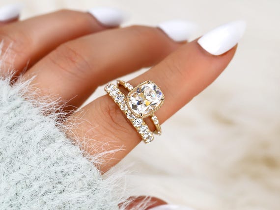3ct Laverna 10x8mm & Emelia 3.5mm 14kt Antique Cushion Cut Moissanite Bridal Set