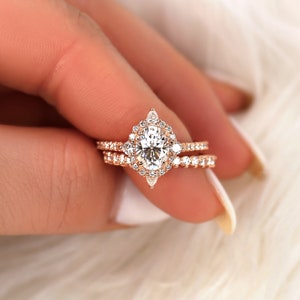 1.50ct Jadis 8x6mm 14kt Moissanite Diamond Unique Halo Bridal Set,Polaris Ring,Compass Ring Anniversary Gift,Oval Engagement Ring Set