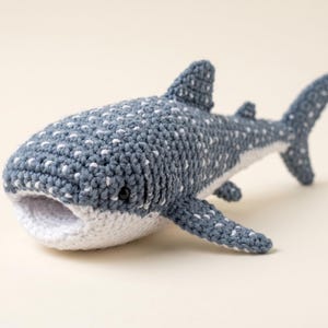 Virkat valhajmönster, haj amigurumi plysch PDF, virkad havsdjursleksak, valhaj plyschhandledning för nedladdning