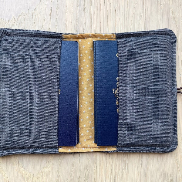 Passport Cover - Passport Travel Sleeve - Loop Closure, Tweed Pattern, Family Passport Holder w Pockets, Organizer, Unisex Travellers Gift