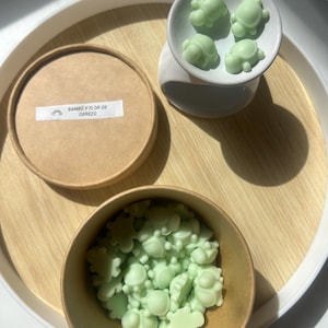 Wax melt artesanal “Bambú y Flor de Cerezo” – 50 g – Aroma fresco y floral