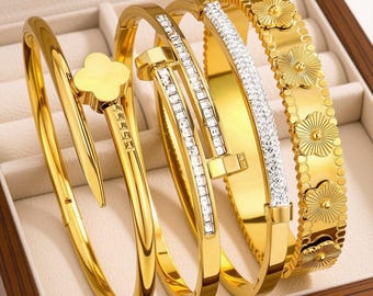 4Pcs Gold Bracelet Set, 18K Gold Plated Stainless Steel, Five Leaf Flower Bangle, Crystal Bracelet, Waterproof Jewelry Gift
