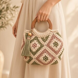 Cleopatra Crochet Bag Pattern | Wooden Handle Tote Purse | Boho Crochet Bag PDF | Video Tutorial