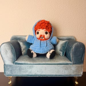 Auf Bestellung gefertigtes Mini-Caseoh-Häkelplüschtier | Handgefertigtes Streamer-Plüschtier | Schmuckkästchen-Aufsatz für die Couch