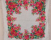 SALE VINTAGE Russian shawl fringe. Chic Mantón wool Babushka, chale russe platok scarf. Wedding roses shawl flower scarves, foulard russe
