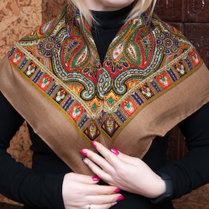 Paisley Scarf, Traditional Ukrainian Turkish Shawl, Abstract Ornaments