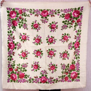 Bloemenchale Traditionele babushka-hoofddoek, VINTAGE-sjaal. Authentieke sjaal, bloemensjaals, volkssjaal, cadeau-idee voor oma, voor moeder