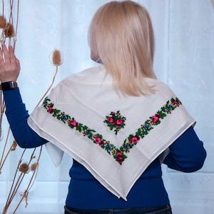 Ukrainian shawl. Floral Wedding chale foulard. ukrainian scarf, Hustka wool Babushka. NEW Ethno Scarf, Collectible head scarf