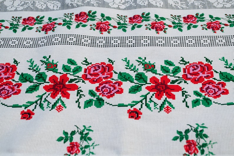 Ukrainian towel Linen towel Ukrainian print tablecloth tea Red with black hand towel farmhouse decor kitchen decoration gift \u30a6\u30af\u30e9\u30a4\u30ca\u306e\u30ad\u30c3\u30c1\u30f3\u30bf\u30aa\u30eb