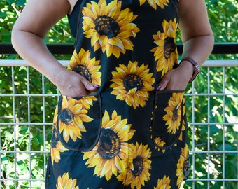 Delantal de cocina ucraniano, estampado ucraniano Girasoles, decoración de cocina de granja Regalo para sus mujeres, delantal para cocinar